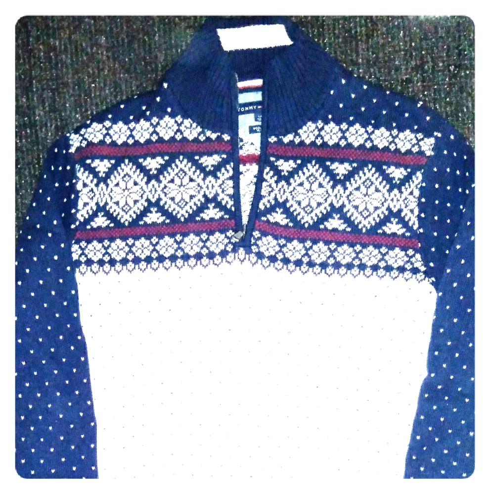 Awesome Tommy Hilfiger sweater